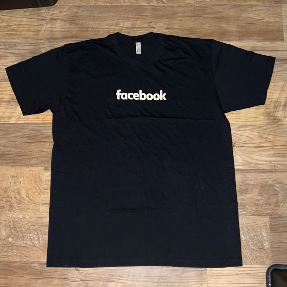 American Apparel: Boxy Fit, Facebook Logo T-Shirt (Unisex)